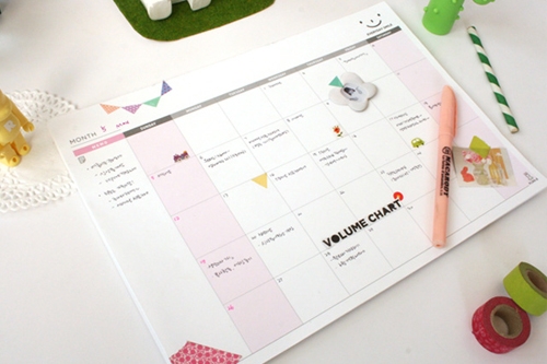 MONTHLY DESK NOTE PAD